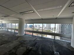 Gateway East (D7), Office #544182531